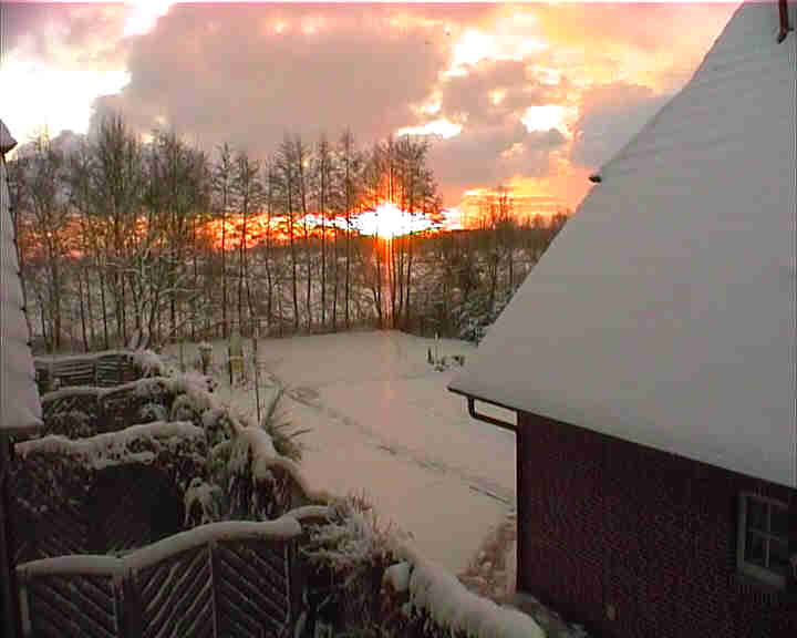 Sonnenaufgang im Winter